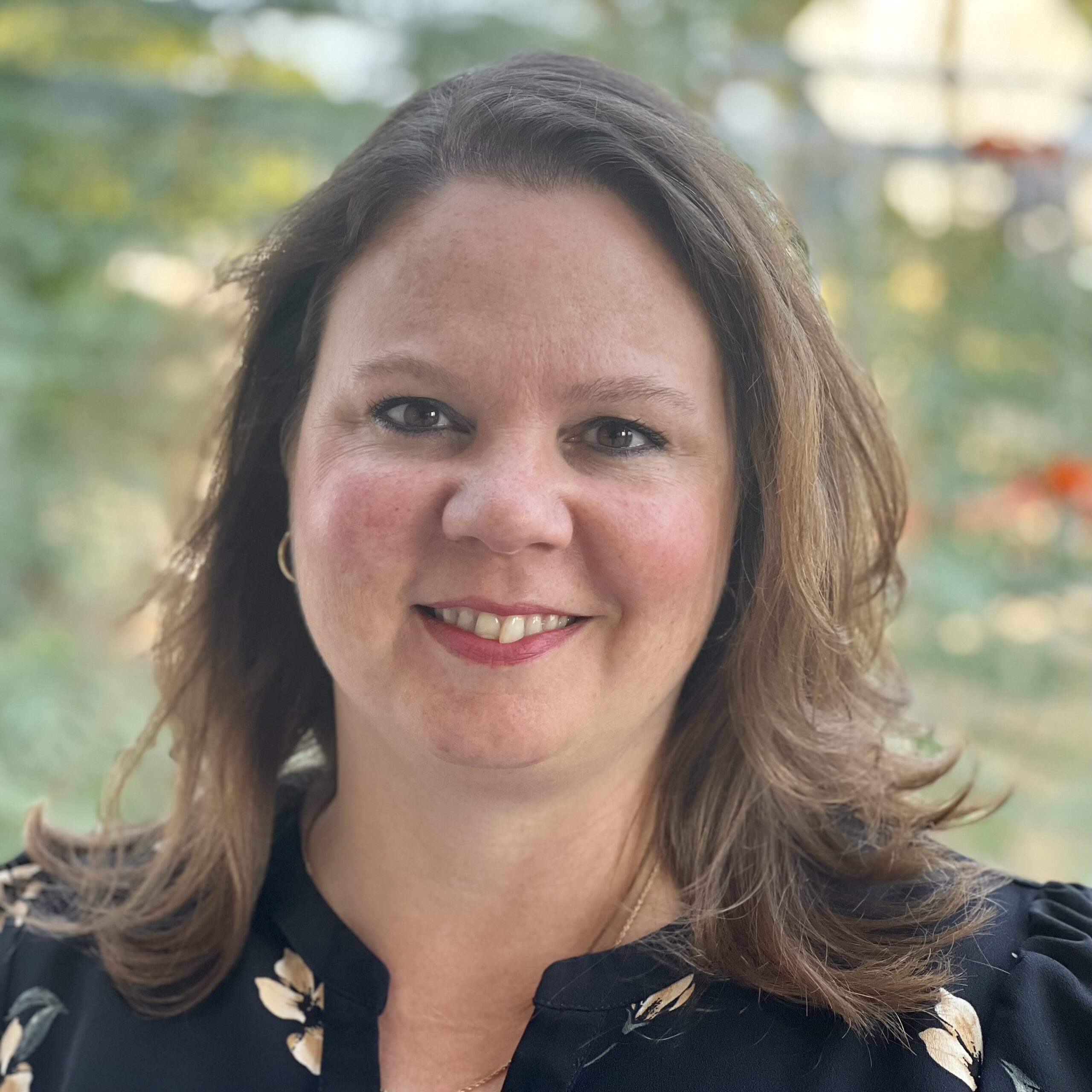 Jennifer Krueger Headshot