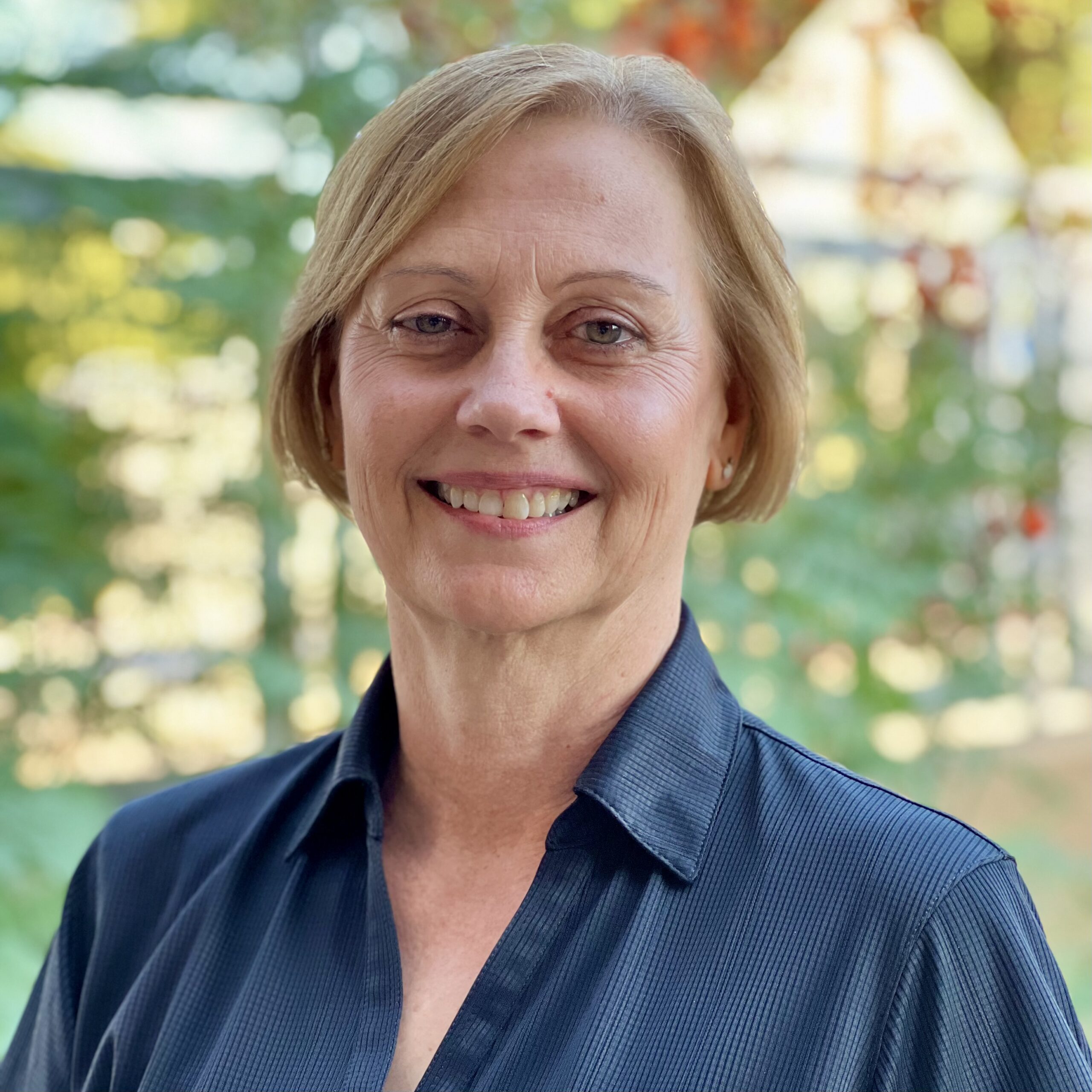 Jennifer Tinney Headshot